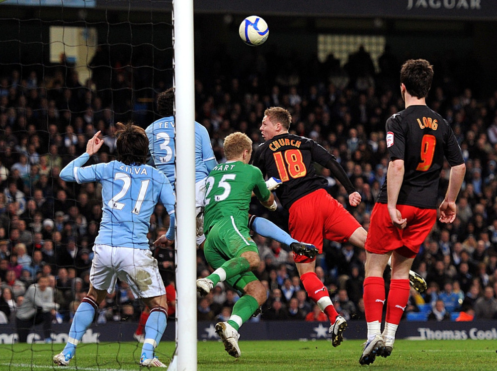  奥格斯堡防守固若金汤，连续零封对手彰显实力