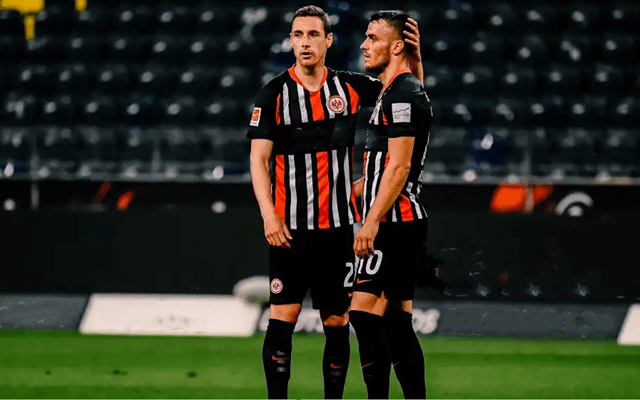  法兰克福主场力克劲旅延续德甲不败神话